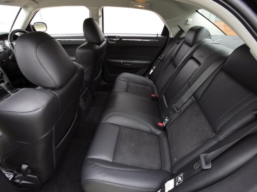  Chrysler 300C CRD SRT-Design 2008 года  (фото 20 из 21)